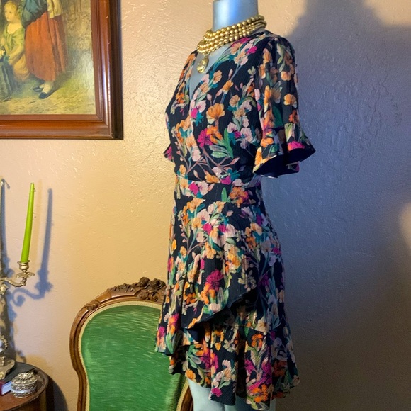 Adelyn Rae Anthro Navy Blue Floral Faux Wrap Mini Dress.  Sz XS - Picture 2 of 6